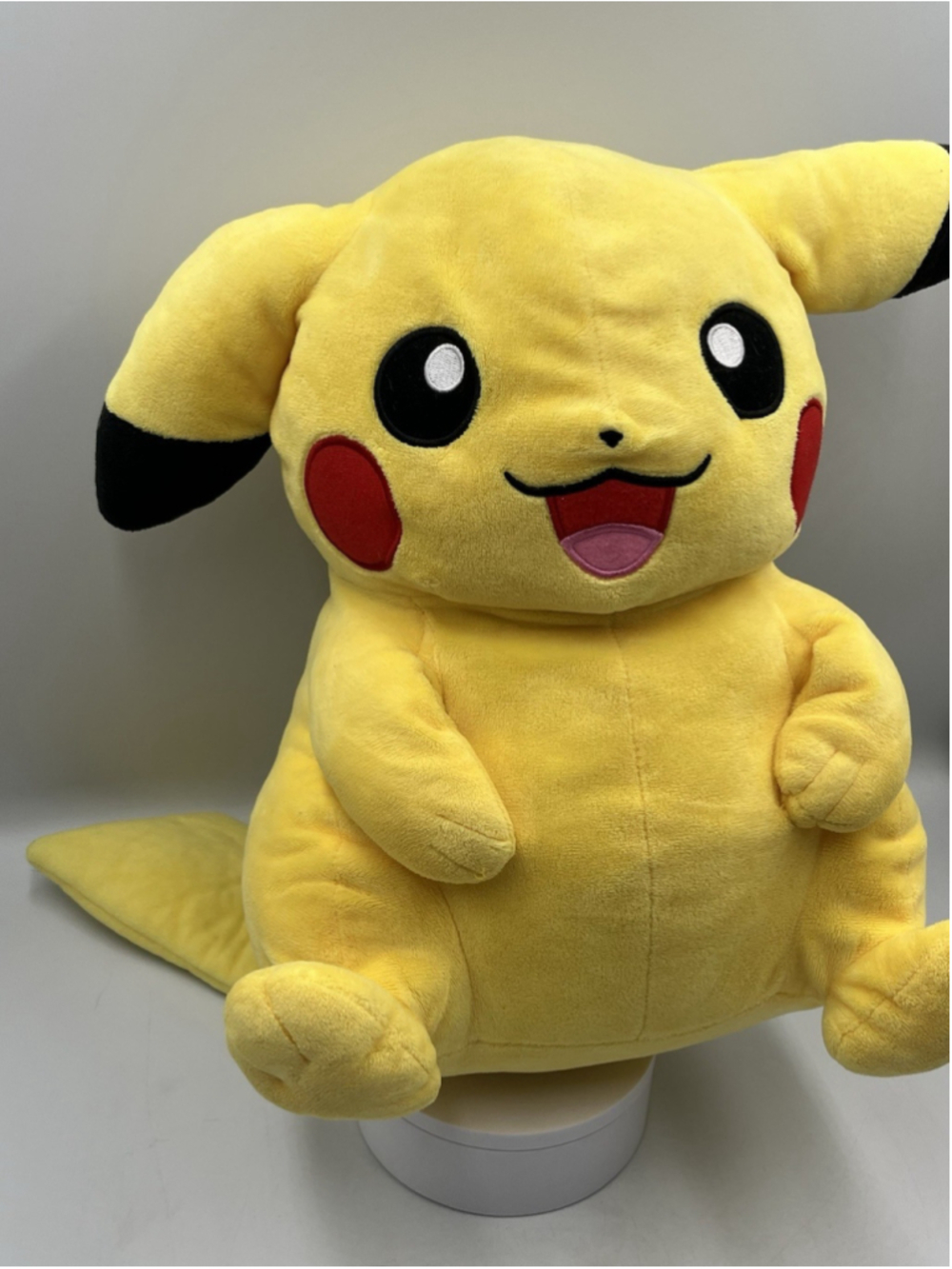 Pokemon Center Exclusive Pikachu Plush 14" Stuffed Animal 2017 Toy Rare No Tags